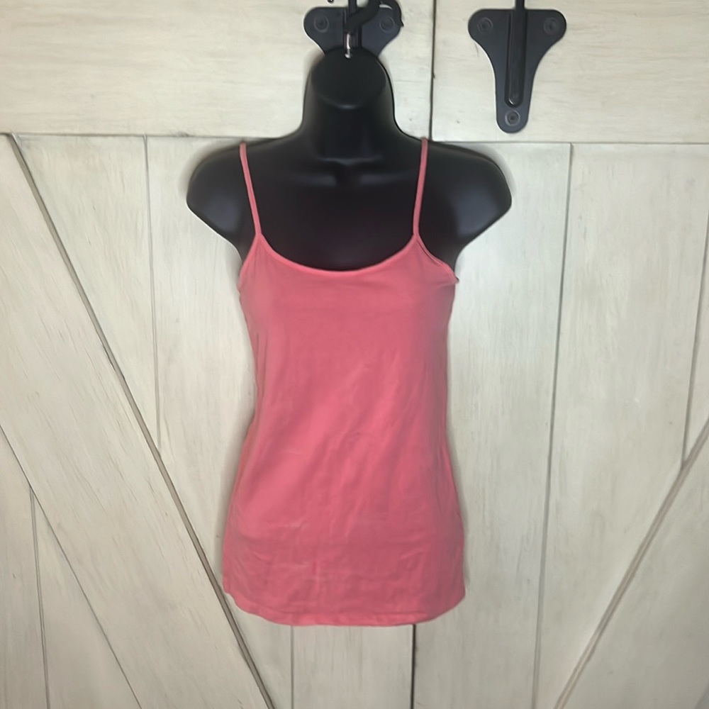 Women’s salmon cotton tank top